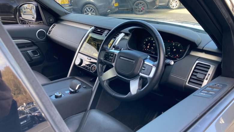 Land Rover Discovery 3.0 D350 Dynamic HSE 5dr Auto Diesel Station Wagon